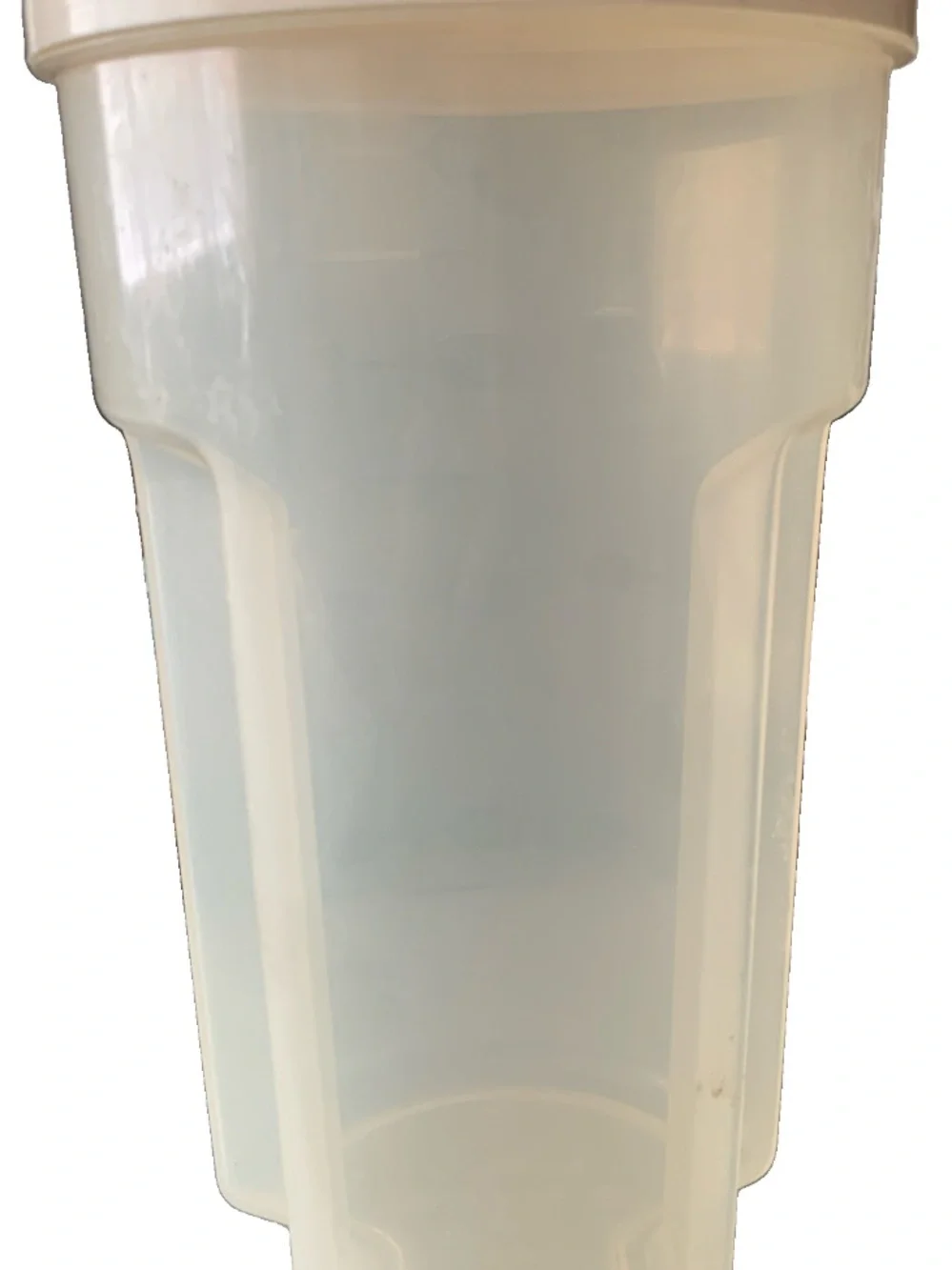 Vintage Rubbermaid 2 Quart Servin' Saver Container Pitcher Poring Screw Cap